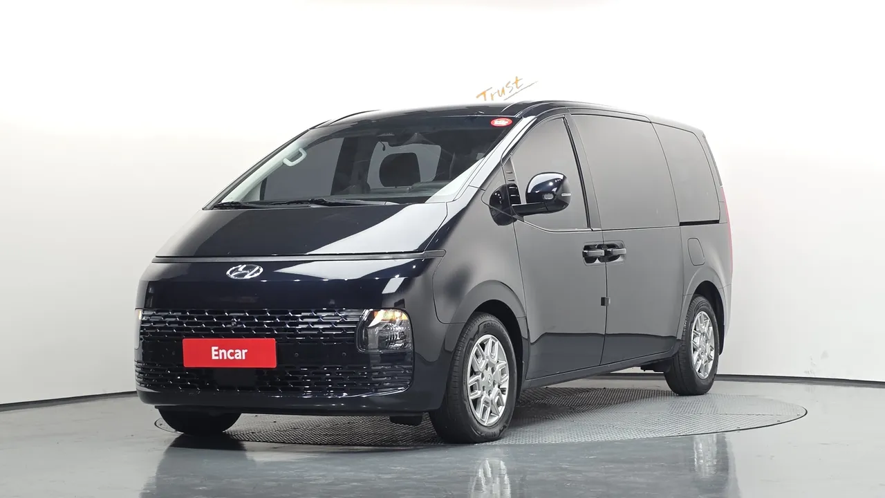 2023 Hyundai Staria Cargo 5-Seater