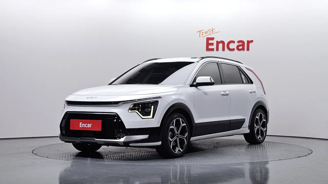 2023 Kia Niro Signature