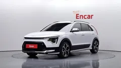 2023 Kia Niro Signature — фото 1