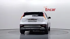 2023 Kia Niro Signature — фото 4