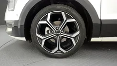 2023 Kia Niro Signature — фото 5