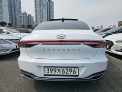 2023 Hyundai Grandeur 3.0 LPi Rent Car — фото 4