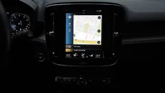 2022 Volvo XC40 B4 Inscription — фото 14