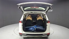 2022 Kia Carnival Diesel 9-Seater Signature — фото 20