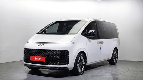 2022 Hyundai Staria L3.5 Lounge 7-Seater