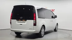 2023 Hyundai Staria Cargo 3-Seater — фото 2