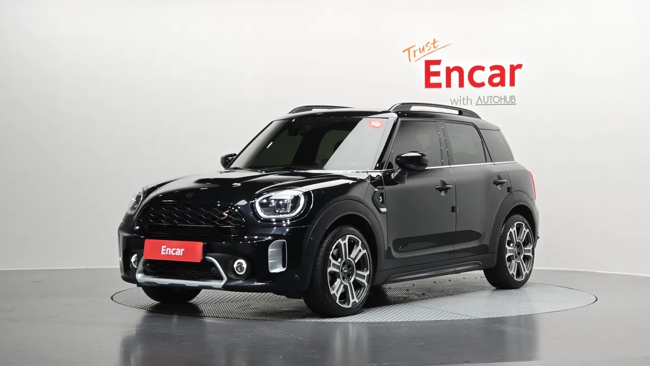 2023 Mini Countryman ALL4 Classic Launch Pack