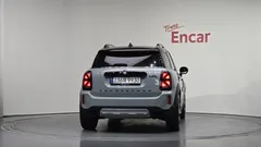 2023 Mini Countryman ALL4 Untamed Edition, светло-серебристый — фото 4