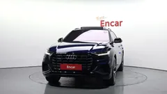 2022 Audi Q8 55 TFSI Quattro Premium — фото 3