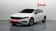 2022 Volkswagen Passat 2.0 TDI Premium — фото 1