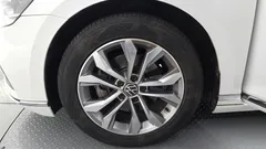 2022 Volkswagen Passat 2.0 TDI Premium — фото 5