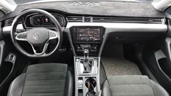 2022 Volkswagen Passat 2.0 TDI Premium — фото 7