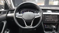 2022 Volkswagen Passat 2.0 TDI Premium — фото 13