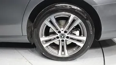 2022 Mercedes-Benz E-Class E350 4MATIC Avantgarde — фото 5