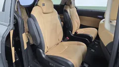2023 Kia Carnival Gasoline 9-Seater Signature — фото 12