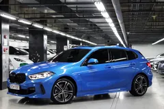 2023 BMW 1-Series 120i M Sports — фото 3
