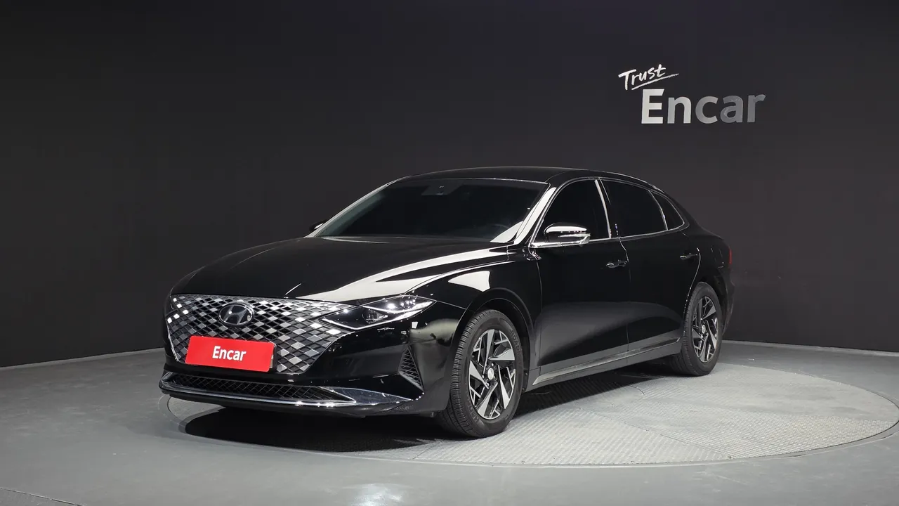 2022 Hyundai Grandeur Le Blanc