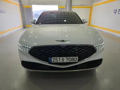 2022 Genesis G90 Gasoline 3.5 Turbo AWD, белый — фото 2