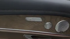2022 Mercedes-Benz E-Class E220d 4MATIC Exclusive — фото 18