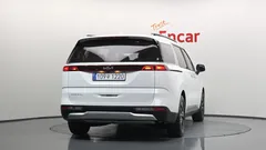 2023 Kia Carnival Diesel 9-Seater Prestige — фото 4