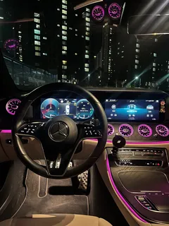 2023 Mercedes-Benz E-Class E250 AMG Line, белый — фото 15