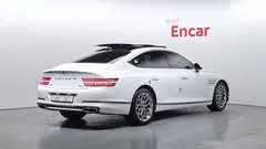 2022 Genesis G80 Gasoline 3.5 Turbo AWD, белый — фото 2