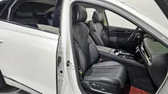 2022 Genesis G80 Gasoline 3.5 Turbo AWD, белый — фото 12