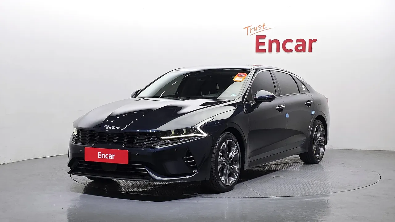 2023 Kia K5 Signature