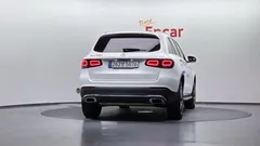 2022 Mercedes-Benz GLC-Class GLC300e 4MATIC — фото 4