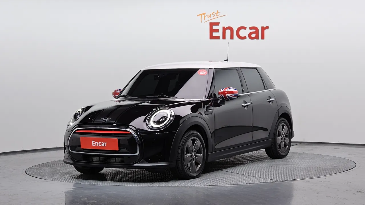 2022 Mini Cooper 5Door Classic