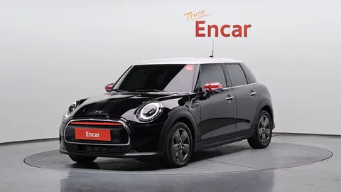 2022 Mini Cooper 5Door Classic