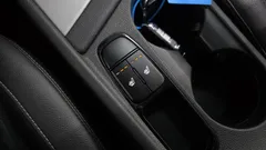 2022 Kia Niro 1.6 HEV, серебристый — фото 20
