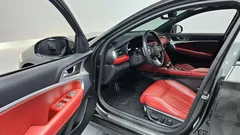 2023 Genesis G70 Gasoline 2.0T 2WD — фото 11