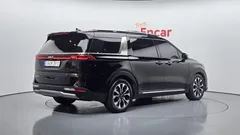 2023 Kia Carnival Diesel 9-Seater Signature — фото 2