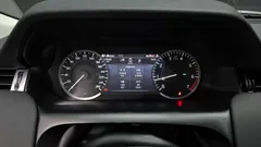 2023 Land Rover Discovery Sport P250 SE, белый — фото 8