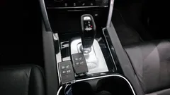 2023 Land Rover Discovery Sport P250 SE, белый — фото 9