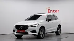 2021 Volvo XC60 T8 R-Design, белый — фото 1