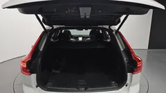 2021 Volvo XC60 T8 R-Design, белый — фото 20