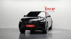 2023 Audi Q8 55 TFSI Quattro Premium, чёрный — фото 3