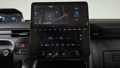 2022 Hyundai Staria Cargo 5-Seater — фото 14