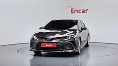 2022 Toyota Camry 2.5 LE Hybrid, 연금색 — фото 3