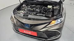 2022 Toyota Camry 2.5 LE Hybrid, 연금색 — фото 6