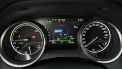 2022 Toyota Camry 2.5 LE Hybrid, 연금색 — фото 8