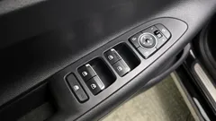 2023 Hyundai Grandeur 3.0 LPi Rent Car — фото 14