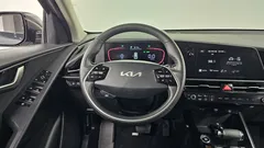 2022 Kia Niro Trendy, серый — фото 13
