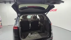 2021 Kia Canival Diesel 7-Seater Signature, серый — фото 20