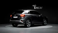 2023 Audi Q2 35 TDI Premium, серый — фото 2