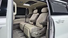 2021 Kia Canival Gasoline 7-Seater Signature, белый — фото 12