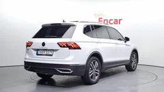 2023 Volkswagen Tiguan 2.0 TSI Prestige, белый — фото 2