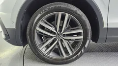 2023 Volkswagen Tiguan 2.0 TSI Prestige, белый — фото 5